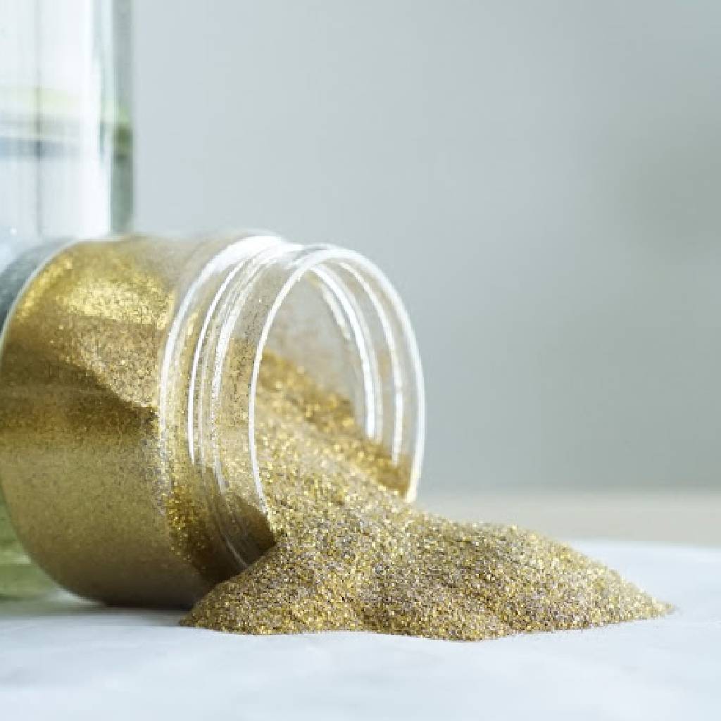 اکلیل صنعتی یکی از مواد پرکاربرد در صنایع مختلف