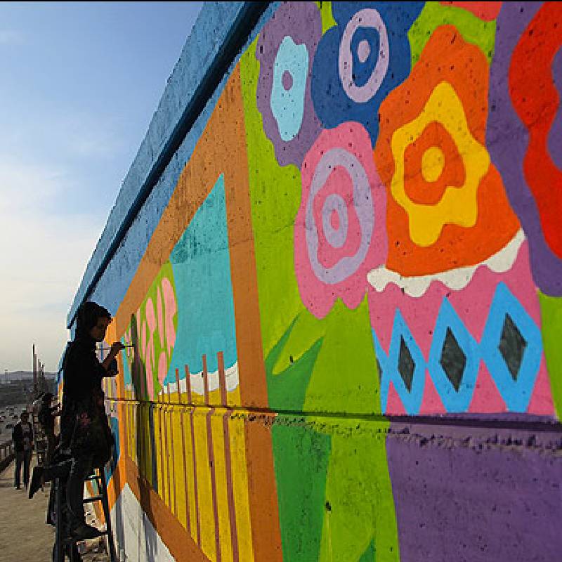 اکلیل در نقاشی خیابانی