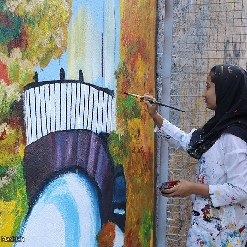 اکلیل در نقاشی خیابانی