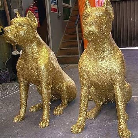 اکلیل و مجسمه‌سازی