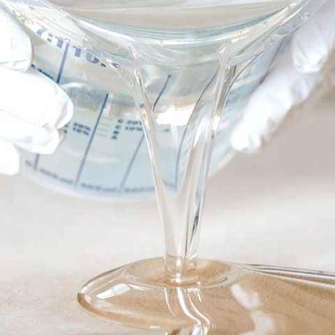 رزین اپوکسی: از مایع شفاف تا جسم سخت و مقاوم